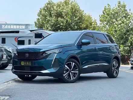 PEUGEOT 5008 2023