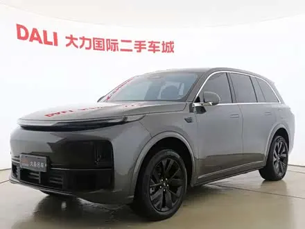 LI AUTO L8 2023