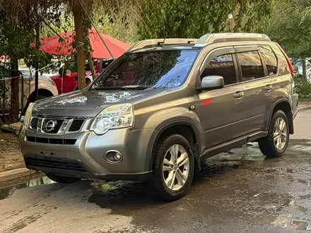 NISSAN X-TRAIL 2012