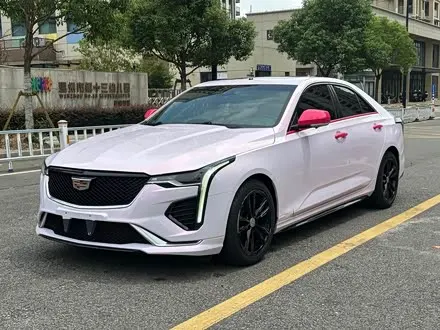 CADILLAC CT4 2020