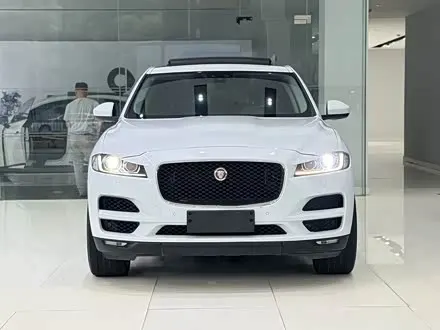 JAGUAR F-PACE 2018