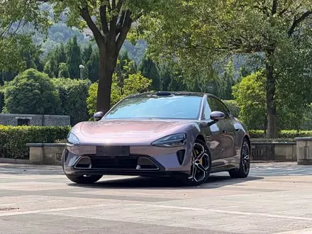 XIAOMI SU7 2024