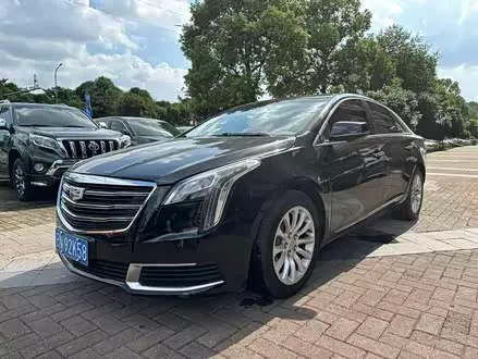 CADILLAC XTS 2018 — 80 000 км, Китай — под ключ — фото 1