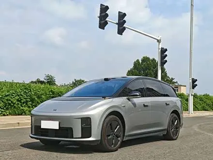LI AUTO I8 — из Китая под ключ
