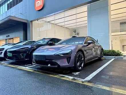XIAOMI SU7 2024