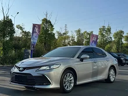 TOYOTA CAMRY 2021
