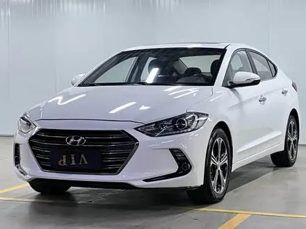HYUNDAI ELANTRA LINGDONG 2018 — 113 000 км, Китай — под ключ — фото 1