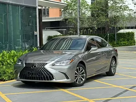LEXUS ES — из Китая под ключ