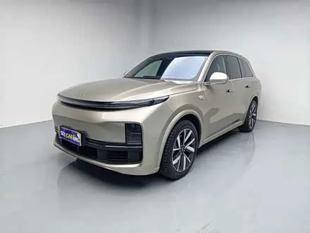 LI AUTO L8 2023