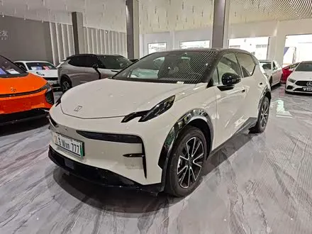 ZEEKR X 2025