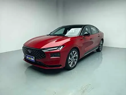 FORD MONDEO 2025