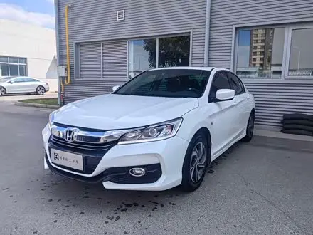 HONDA ACCORD 2016 — 170 000 км, Китай — под ключ — фото 1