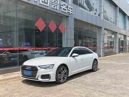 AUDI A6L 2019 — 76 000 км, Китай — под ключ — фото 1