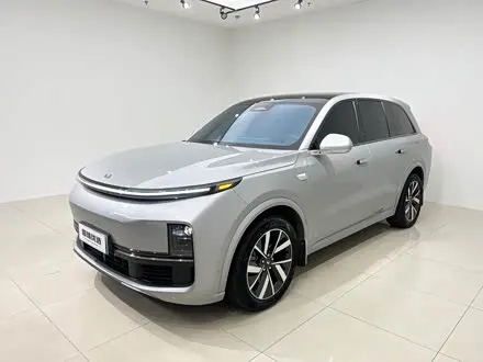 LI AUTO L8 — из Китая под ключ