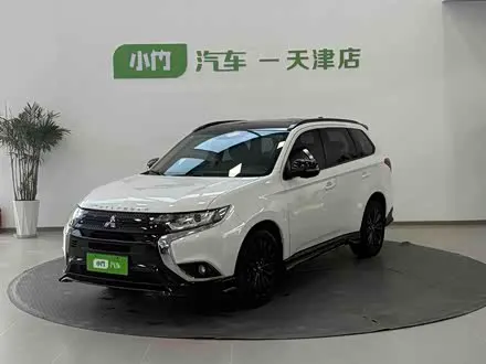 MITSUBISHI OUTLANDER 2021 — 26 000 км, Китай — под ключ — фото 1
