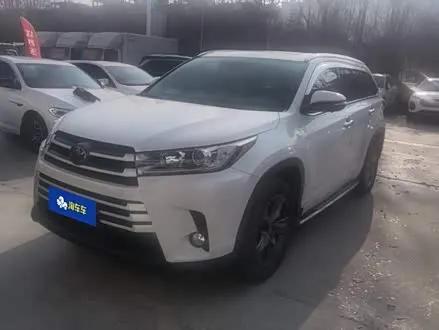 TOYOTA HIGHLANDER 2018 — 90 000 км, Китай — под ключ — фото 1