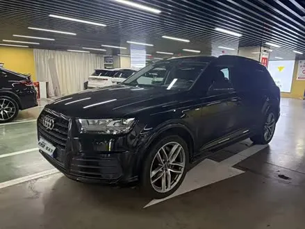AUDI Q7 — из Китая под ключ