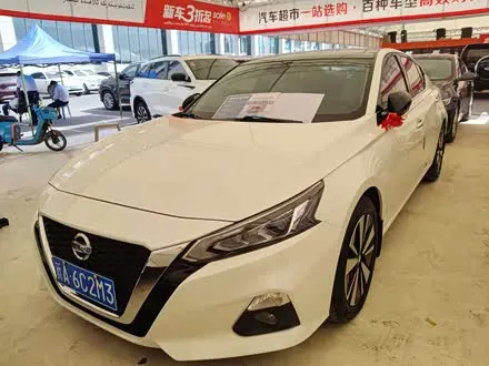 NISSAN TEANA 2021