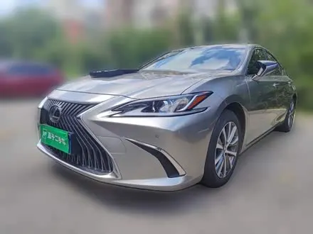 LEXUS ES — из Китая под ключ