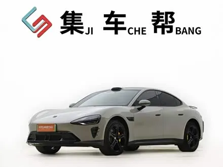 XIAOMI SU7 2024