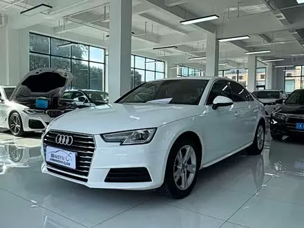 AUDI A4L 2017
