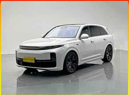 LI AUTO L7 2023