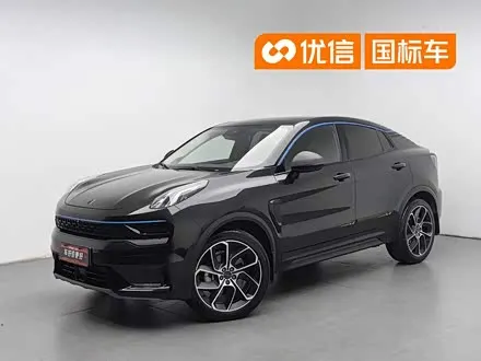 LYNK & CO 05 2022
