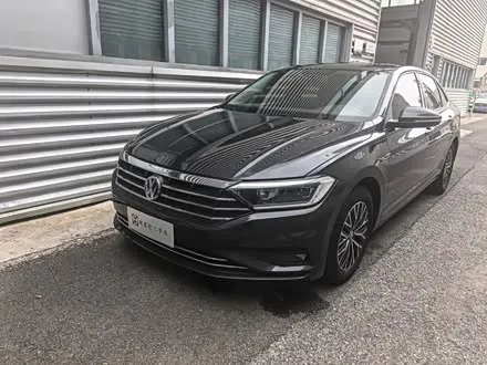 VOLKSWAGEN SAGITAR 2021