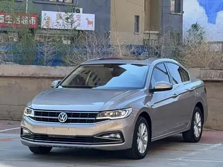 VOLKSWAGEN BORA 2019