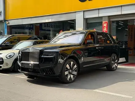 ROLLS-ROYCE CULLINAN 2024