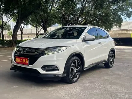 HONDA VEZEL 2020 — 36 000 км, Китай — под ключ — фото 1