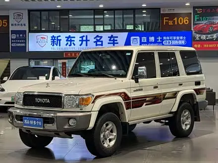TOYOTA LAND CRUISER LC76 — из Китая под ключ