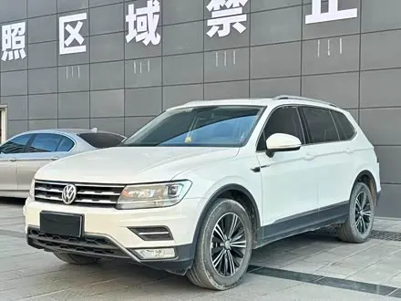 VOLKSWAGEN TIGUAN L 2019