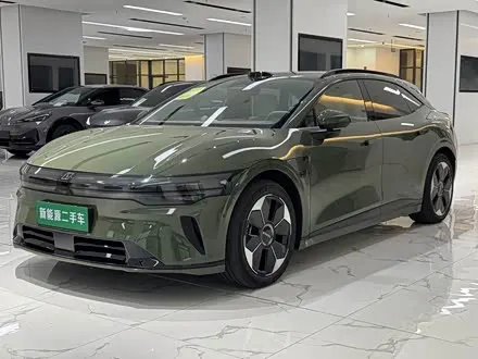 ZEEKR 007GT 2025