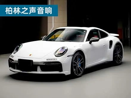 PORSCHE 911 2020