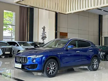 MASERATI LEVANTE 2019