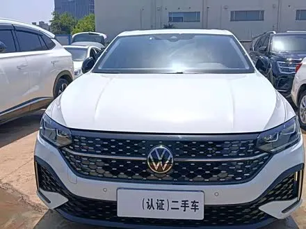 VOLKSWAGEN LAVIDA 2023