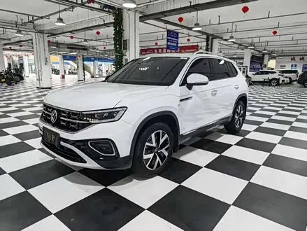 VOLKSWAGEN TAYRON 2023