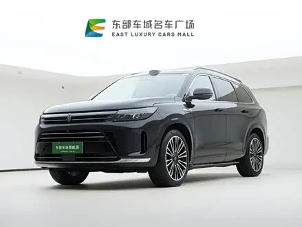AITO M7 2024 — 65 000 км, Китай — под ключ — фото 1