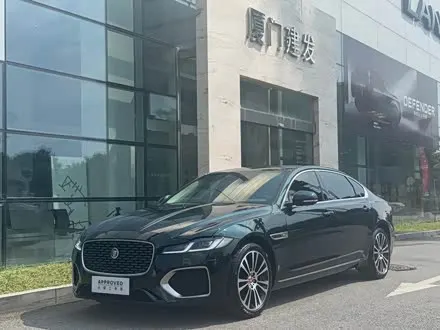 JAGUAR XFL 2025