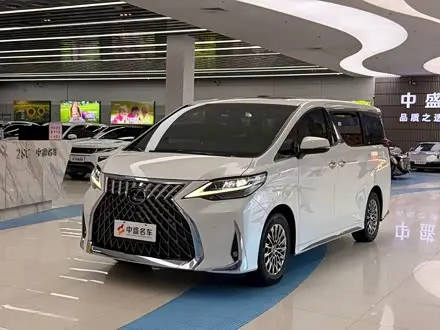 LEXUS LM — из Китая под ключ