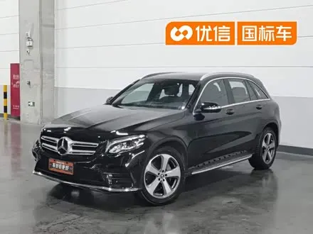 MERCEDES-BENZ GLC 2017 — 74 900 км, Китай — под ключ — фото 1