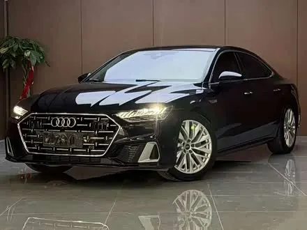 AUDI A7L 2022 — 84 000 км, Китай — под ключ — фото 1