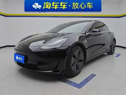 TESLA MODEL 3 2020