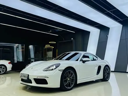 PORSCHE 718 2022