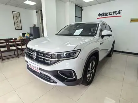 VOLKSWAGEN TAYRON 2023