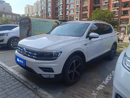 VOLKSWAGEN TIGUAN L — из Китая под ключ
