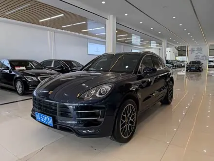 PORSCHE MACAN 2017