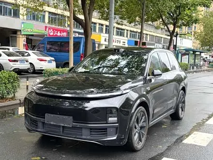 LI AUTO L8 — из Китая под ключ