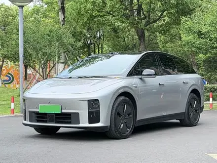 Li Auto i6 — из Китая под ключ